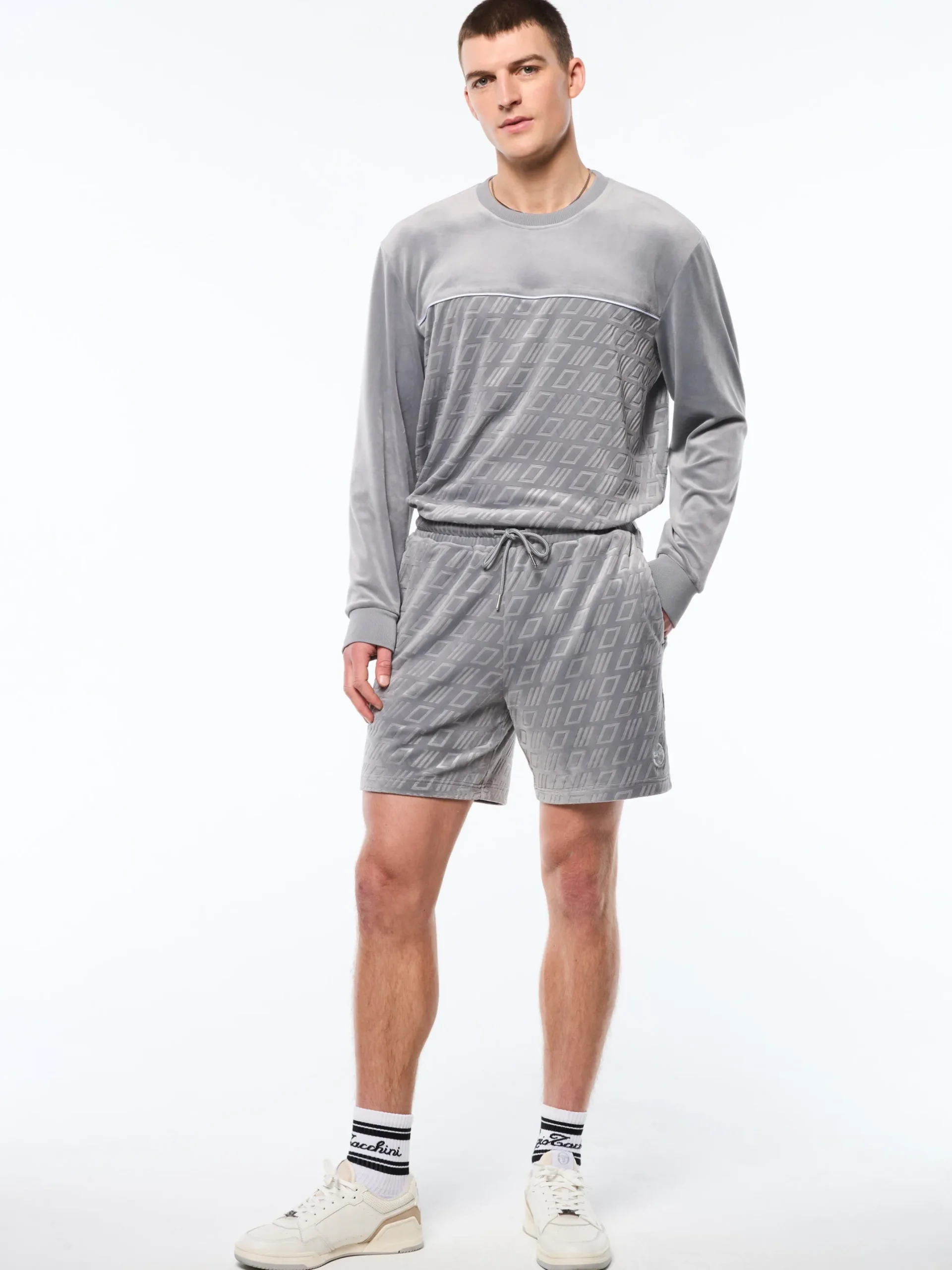 Bandiera Debossed Velour Short-Sleet