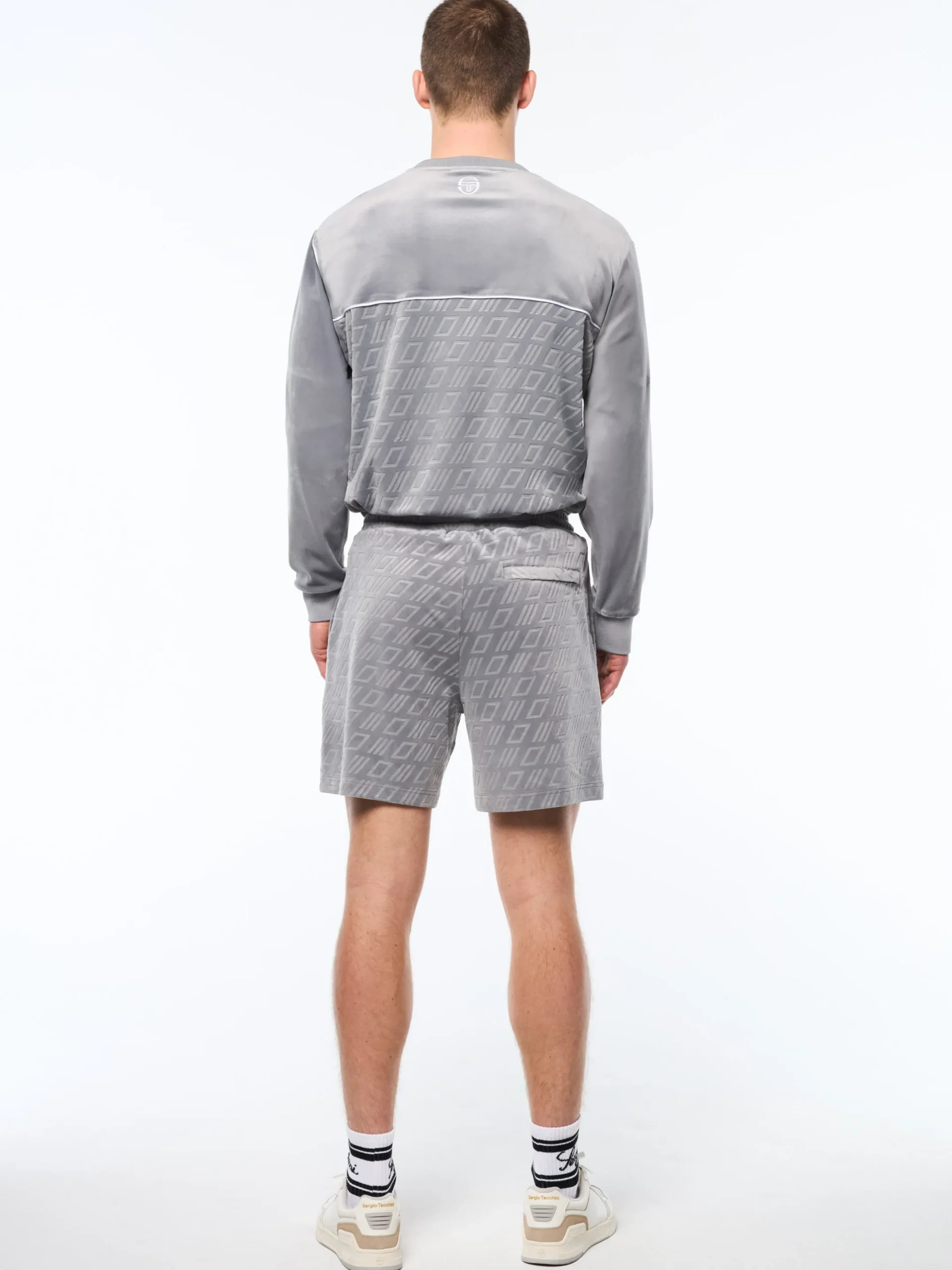 Bandiera Debossed Velour Short-Sleet