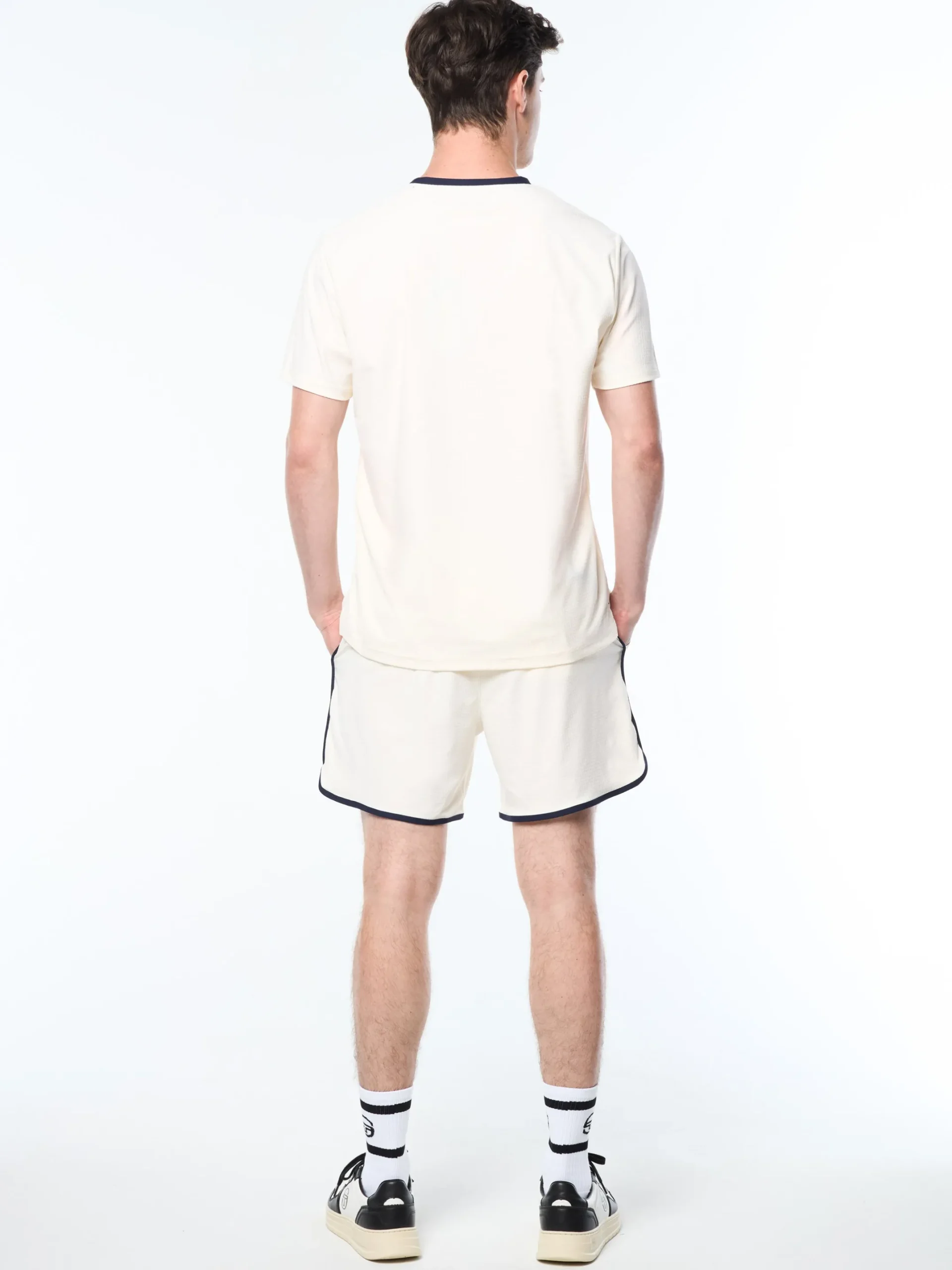 Grata Active T-Shirt- Gardenia