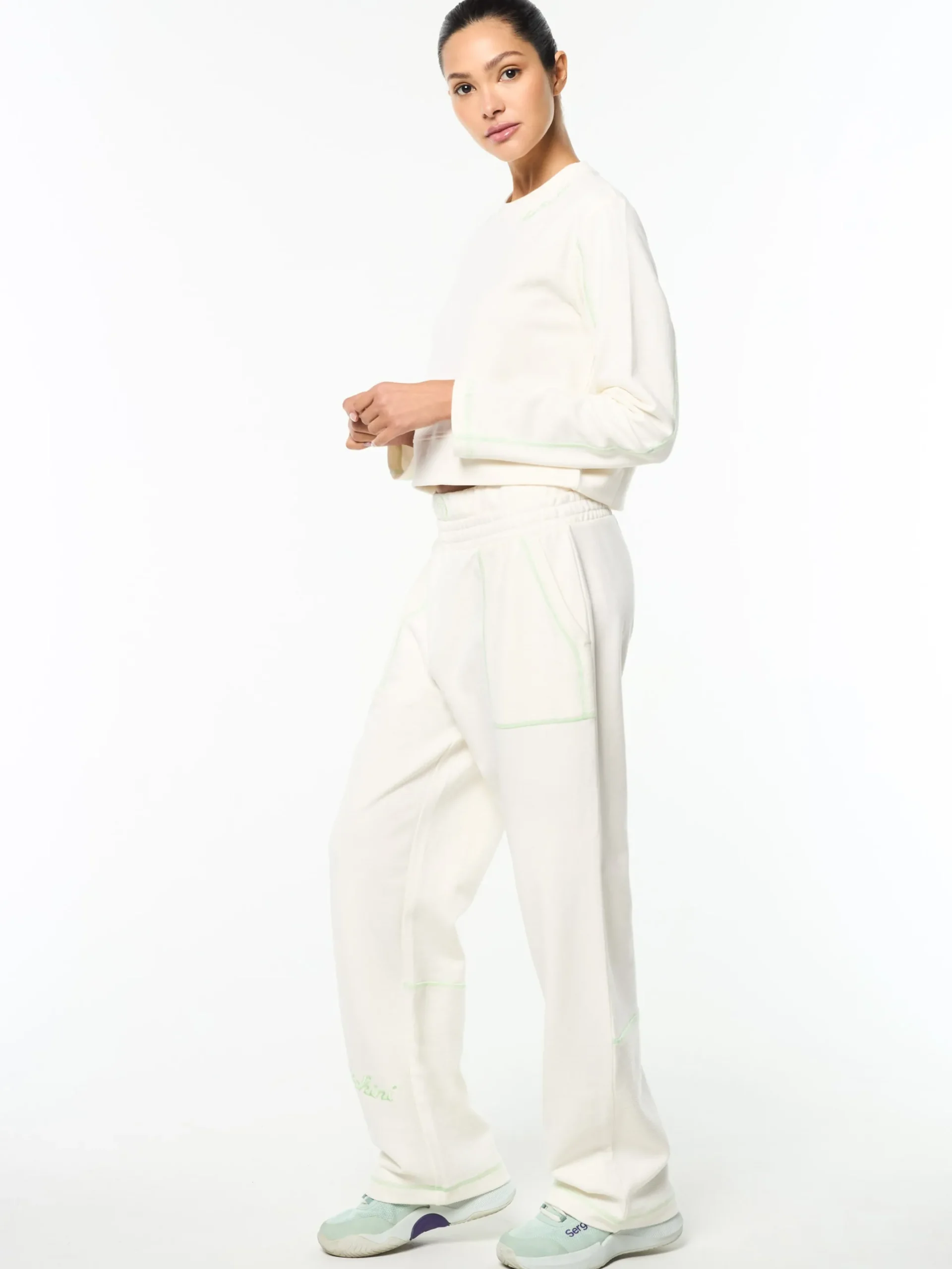 Greta Crewneck- Gardenia