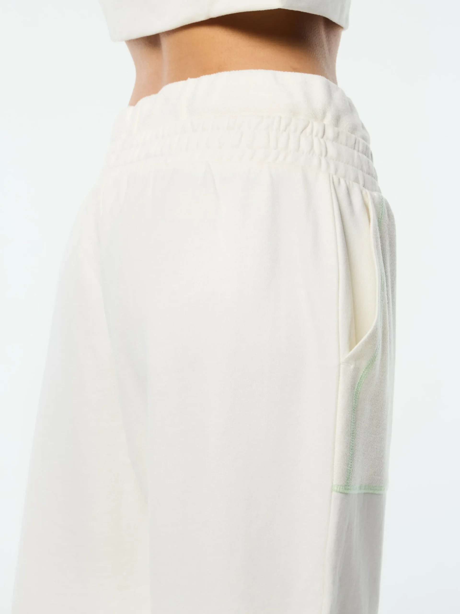 Greta Sweatpant- Gardenia