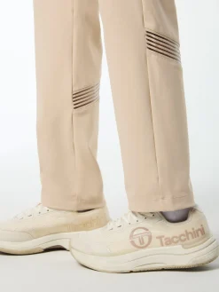 Noemi Pant- Humus