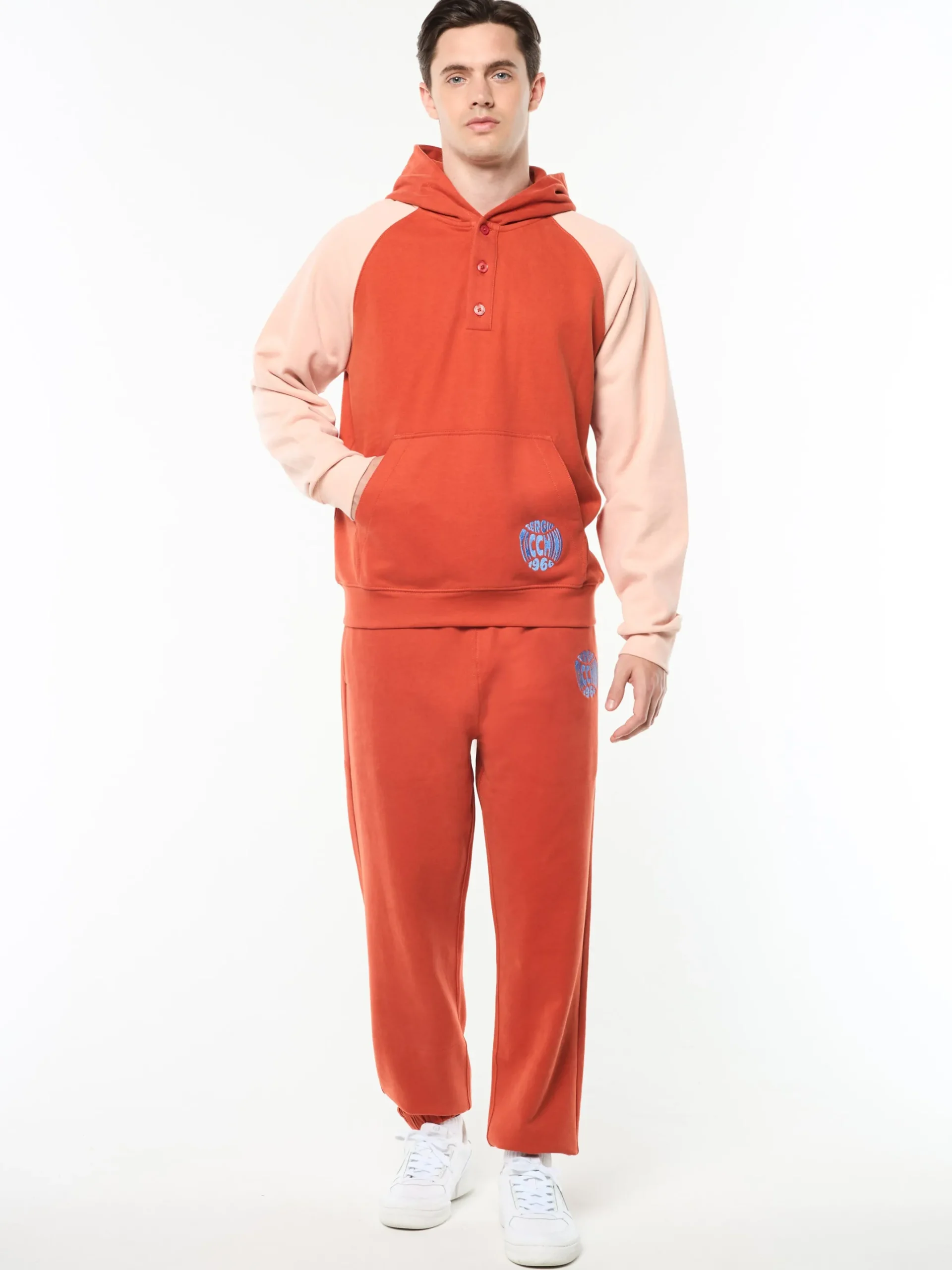 Vincere Hoodie- Hot Sauce