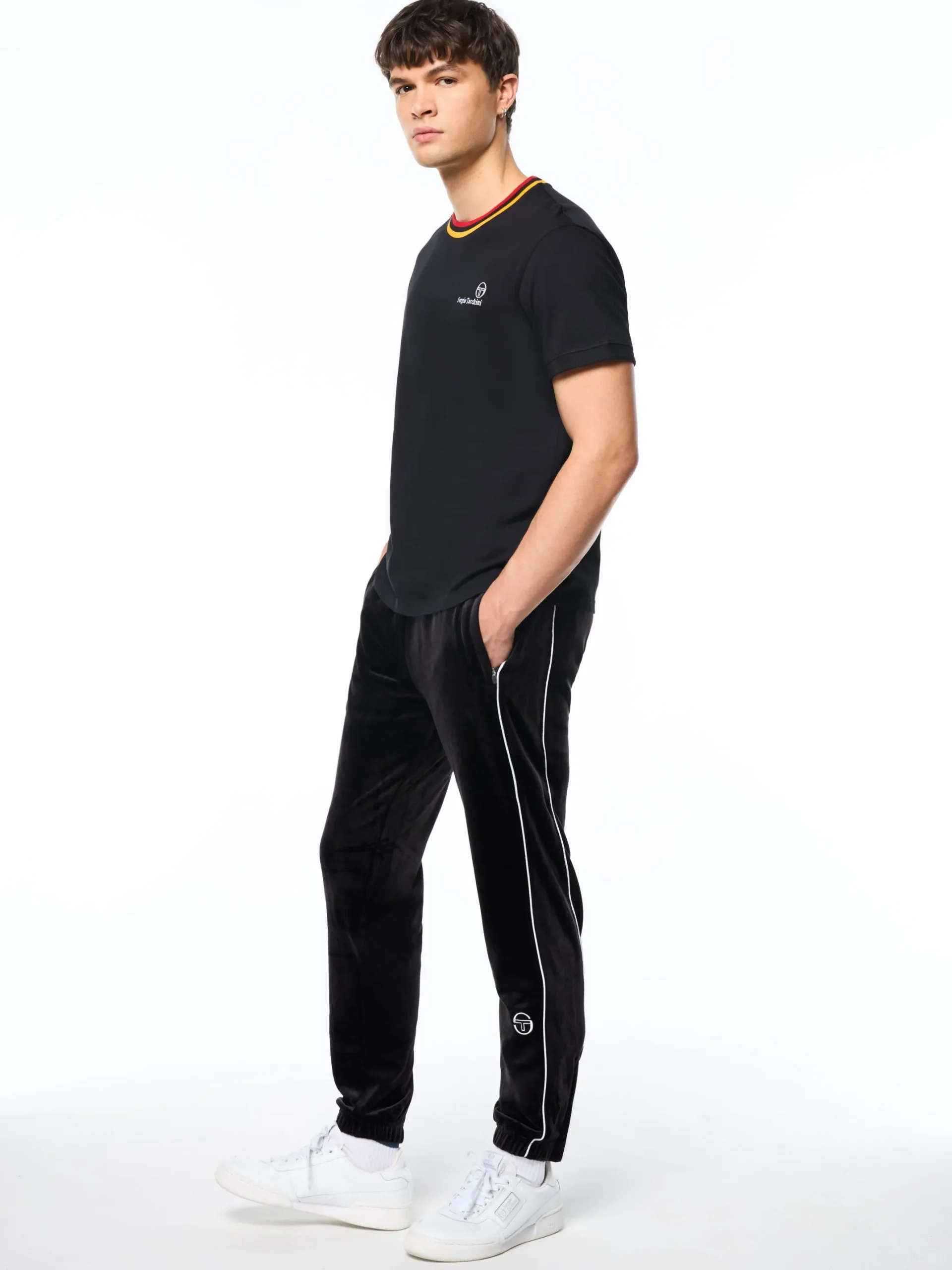 World Champion T-Shirt-Black Beauty